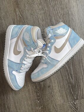 Jordan Kids High-Top Sneakers White, Light Blue, Taupe